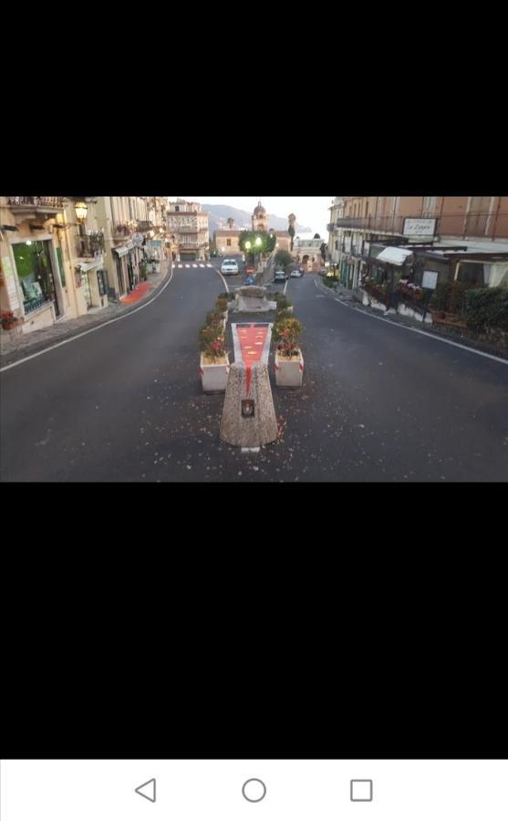 Al Teatro Antico Rooms&House Taormina Esterno foto