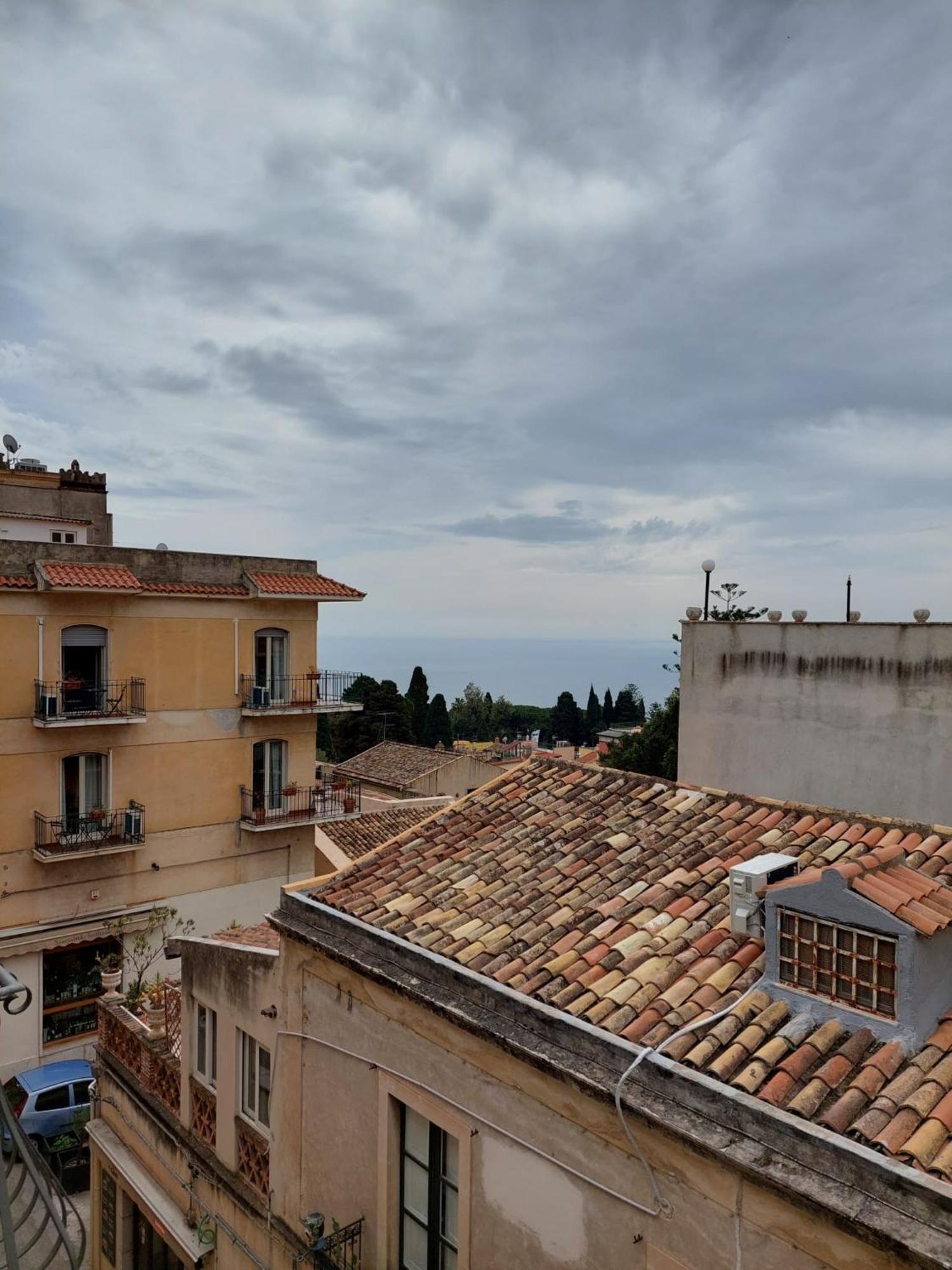 Al Teatro Antico Rooms&House Taormina Esterno foto