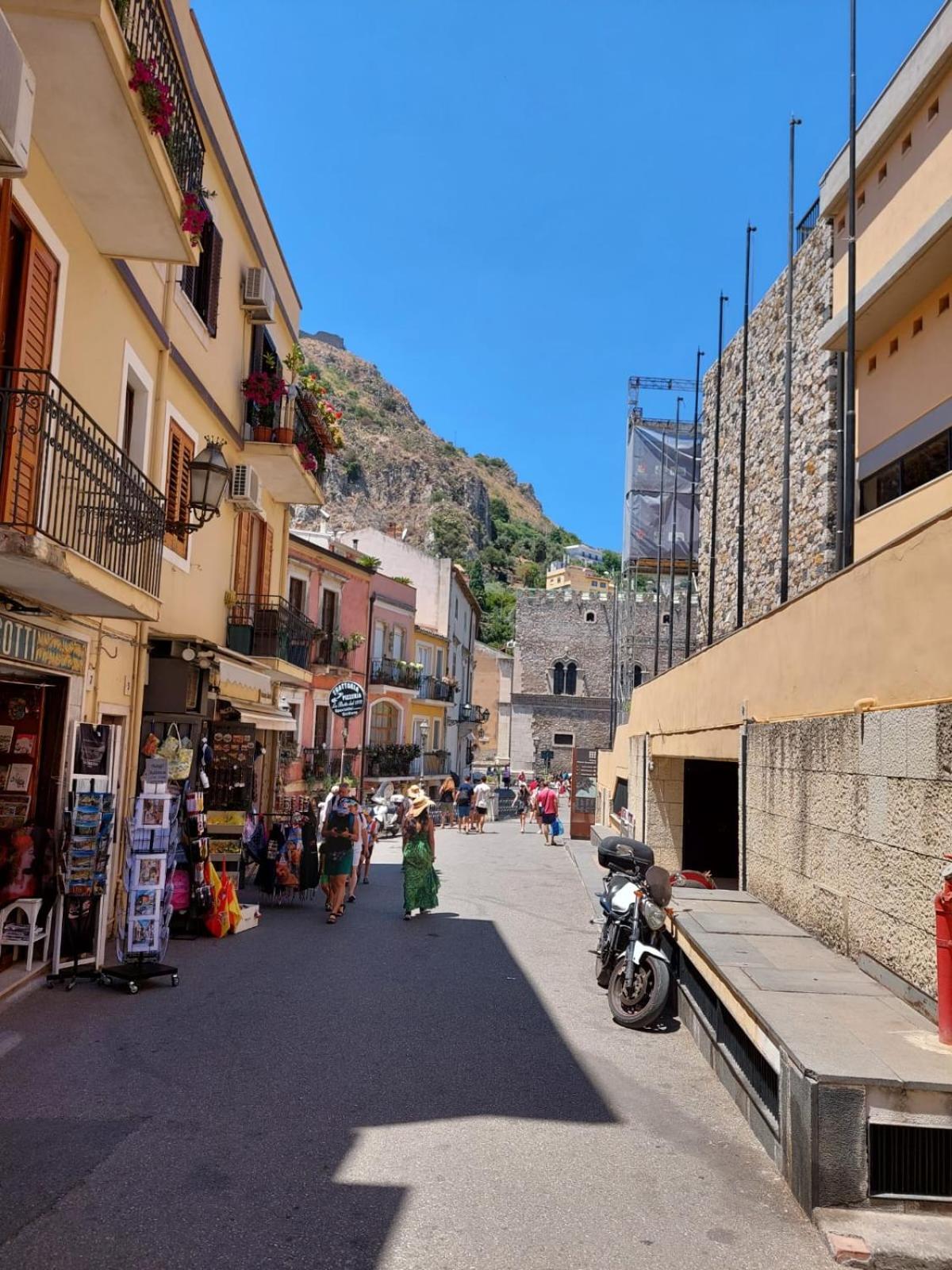 Al Teatro Antico Rooms&House Taormina Esterno foto